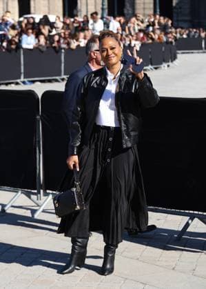 Ava DuVernay arrives at the Louis Vuitton Collection Femme Prêt à Porter Printemps Eté 2026 fashion show as part of Paris Fashion Week PFW in the Cour Carrée du Louvre, Paris, France, on September 30, 2025 Denis Guignebourg Bestimage Arrivals at the Louis Vuitton fashion show as part of Spring Summer 2026 Paris Fashion Week held at The Louvre in Paris, France, on September 30, 2025 Paris France  Copyright: xDenisxGuignebourgx xBestimagexDenisxGuignebourgx xBestimagex