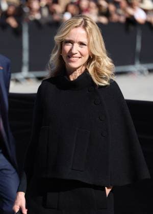 Léa Drucker arrives at the Louis Vuitton Collection Femme Prêt à Porter Printemps Eté 2026 fashion show as part of Paris Fashion Week PFW in the Cour Carrée du Louvre, Paris, France, on September 30, 2025 Denis Guignebourg Bestimage Arrivals at the Louis Vuitton fashion show as part of Spring Summer 2026 Paris Fashion Week held at The Louvre in Paris, France, on September 30, 2025 Paris France  Copyright: xDenisxGuignebourgx xBestimagexDenisxGuignebourgx xBestimagex