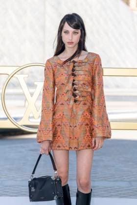 Devon Ross at the photocall of the Vuitton Fashion Show, Spring Summer 2026 Collection as part of Paris Fashion Week PFW in the Cour Carrée du Louvre, Paris, France, September 30th, 2025 Olivier Borde Bestimage Photocall of the Vuitton Fashion Show, Spring Summer 2026 Collection as part of Paris Fashion Week, France, September 30th, 2025 Paris France  Copyright: xOLIVIERxBORDEx xBESTIMAGExOLIVIERxBORDEx xBESTIMAGEx