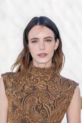 Stacy Martin at the photocall of the Vuitton Fashion Show, Spring Summer 2026 Collection as part of Paris Fashion Week PFW in the Cour Carrée du Louvre, Paris, France, September 30th, 2025 Olivier Borde Bestimage Photocall of the Vuitton Fashion Show, Spring Summer 2026 Collection as part of Paris Fashion Week, France, September 30th, 2025 Paris France  Copyright: xOLIVIERxBORDEx xBESTIMAGExOLIVIERxBORDEx xBESTIMAGEx