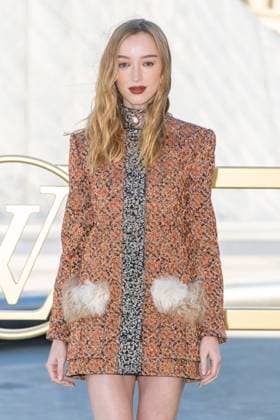 Phoebe Dynevor at the photocall of the Vuitton Fashion Show, Spring Summer 2026 Collection as part of Paris Fashion Week PFW in the Cour Carrée du Louvre, Paris, France, September 30th, 2025 Olivier Borde Bestimage Photocall of the Vuitton Fashion Show, Spring Summer 2026 Collection as part of Paris Fashion Week, France, September 30th, 2025 Paris France  Copyright: xOLIVIERxBORDEx xBESTIMAGExOLIVIERxBORDEx xBESTIMAGEx