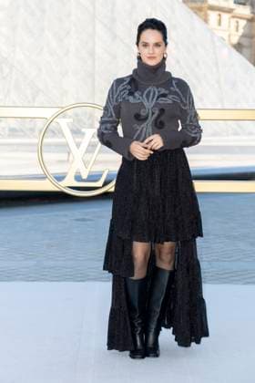 Noémie Merlant at the photocall of the Vuitton Fashion Show, Spring Summer 2026 Collection as part of Paris Fashion Week PFW in the Cour Carrée du Louvre, Paris, France, September 30th, 2025 Olivier Borde Bestimage Photocall of the Vuitton Fashion Show, Spring Summer 2026 Collection as part of Paris Fashion Week, France, September 30th, 2025 Paris France  Copyright: xOLIVIERxBORDEx xBESTIMAGExOLIVIERxBORDEx xBESTIMAGEx