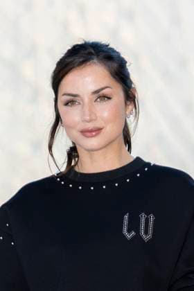 Ana de Armas at the photocall of the Vuitton Fashion Show, Spring Summer 2026 Collection as part of Paris Fashion Week PFW in the Cour Carrée du Louvre, Paris, France, September 30th, 2025 Olivier Borde Bestimage Photocall of the Vuitton Fashion Show, Spring Summer 2026 Collection as part of Paris Fashion Week, France, September 30th, 2025 Paris France  Copyright: xOLIVIERxBORDEx xBESTIMAGExOLIVIERxBORDEx xBESTIMAGEx