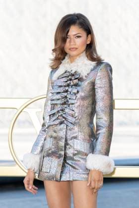 Zendaya at the photocall of the Vuitton Fashion Show, Spring Summer 2026 Collection as part of Paris Fashion Week PFW in the Cour Carrée du Louvre, Paris, France, September 30th, 2025 Olivier Borde Bestimage Photocall of the Vuitton Fashion Show, Spring Summer 2026 Collection as part of Paris Fashion Week, France, September 30th, 2025 Paris France  Copyright: xOLIVIERxBORDEx xBESTIMAGExOLIVIERxBORDEx xBESTIMAGEx