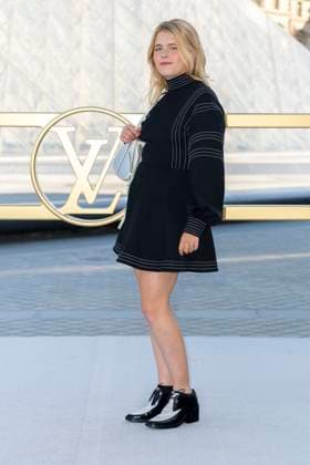Zaho de Sagazan at the photocall of the Vuitton Fashion Show, Spring Summer 2026 Collection as part of Paris Fashion Week PFW in the Cour Carrée du Louvre, Paris, France, September 30th, 2025 Olivier Borde Bestimage Photocall of the Vuitton Fashion Show, Spring Summer 2026 Collection as part of Paris Fashion Week, France, September 30th, 2025 Paris France  Copyright: xOLIVIERxBORDEx xBESTIMAGExOLIVIERxBORDEx xBESTIMAGEx