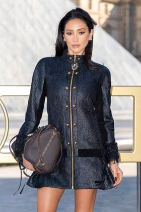 Shay Mitchell at the photocall of the Vuitton Fashion Show, Spring Summer 2026 Collection as part of Paris Fashion Week PFW in the Cour Carrée du Louvre, Paris, France, September 30th, 2025 Olivier Borde Bestimage Photocall of the Vuitton Fashion Show, Spring Summer 2026 Collection as part of Paris Fashion Week, France, September 30th, 2025 Paris France  Copyright: xOLIVIERxBORDEx xBESTIMAGExOLIVIERxBORDEx xBESTIMAGEx