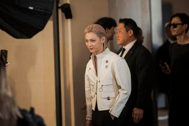 PFW - Louis Vuitton Front Row Felix at the Louis Vuitton fashion show as part of Spring Summer 2026 Paris Fashion Week held at The Louvre on September 30, 2025 in Paris, France. Photo by Eliot Blondet ABACAPRESS.COM Paris France France  Copyright: xBlondetxEliot ABACAx