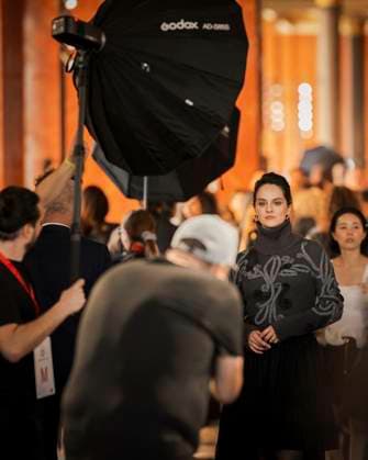 PFW - Louis Vuitton Front Row Noemie Merlant at the Louis Vuitton fashion show as part of Spring Summer 2026 Paris Fashion Week held at The Louvre on September 30, 2025 in Paris, France. Photo by Eliot Blondet ABACAPRESS.COM Paris France France  Copyright: xBlondetxEliot ABACAx