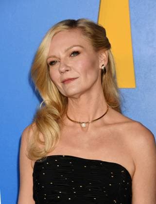 Los Angeles Premiere Of Paramount Pictures Roofman LOS ANGELES, CALIFORNIA - SEPTEMBER 29: Kirsten Dunst attends the Los Angeles Premiere of Paramount Pictures Roofman at Paramount Theatre on September 29, 2025 in Los Angeles, California., Credit:Jeffrey Mayer Avalon United States, CA, Los Angeles, Paramount Theater at Paramount S  Copyright: xJeffreyxMayerx xAvalonx 1041904547