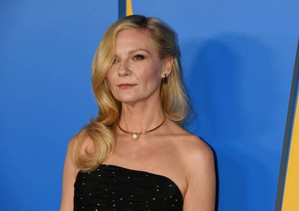 Los Angeles Premiere Of Paramount Pictures Roofman LOS ANGELES, CALIFORNIA - SEPTEMBER 29: Kirsten Dunst attends the Los Angeles Premiere of Paramount Pictures Roofman at Paramount Theatre on September 29, 2025 in Los Angeles, California., Credit:Jeffrey Mayer Avalon United States, CA, Los Angeles, Paramount Theater at Paramount S  Copyright: xJeffreyxMayerx xAvalonx 1041904944