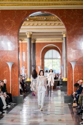 PFW - Louis Vuitton Runway A model presents a creation by Louis Vuitton for the Women Ready-to-wear Spring-Summer 2026 collection as part of the Paris Fashion Week, in Paris on September 30, 2025.Photo by Eliot Blondet ABACAPRESS.COM Paris France France  Copyright: xBlondetxEliot ABACAx