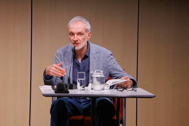 r Akademie der Künste Berlin Michael Krüger Unter Dichtern Book premiere, reading and talk at the Akademie der Künste Berlin foto gezett 30 09 30