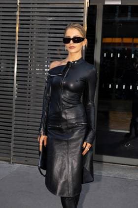 Caro Daur au défilé Courrèges Collection Prêt à Porter Printemps Été 2026 lors de la Fashion Week de Paris PFW , le 30 septembre 2025 Jeremy MELLOUL Bestimage Celebrities at Courrèges Fashion Show Ready to Wear Collection Spring Summer 2026 during Paris Fashion Week on 30th, September, 2025  Copyright: xJeremyxMelloulx xBestimagexJeremyxMelloulx xBestimagex