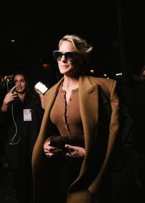 Robin Wright à larrivée du défilé Stella McCartney à paris le 30 septembre 2025 photographié par sam delpech Robin Wright At the arrival of the Stella McCartney show in Paris on September 30, 2025, photographed by Sam Delpech Paris France  Copyright: xSamxDelpechx xBestimagexSamxDelpechx xBestimagex