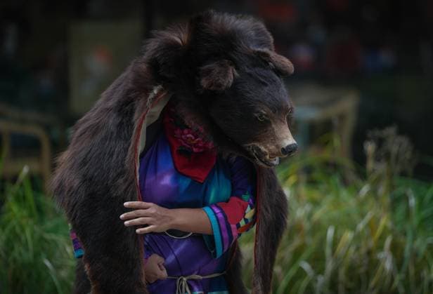 September 30, 2025, Vancouver, Bc, CANADA: Aileen Michel (L il Bear) prepares to perform a bear dance during a gathering to mark the National Day for Truth and Reconciliation, in Vancouver, on Tuesday, September 30, 2025. Vancouver CANADA  - ZUMAc35_ 20250930_zaf_c35_107 Copyright: xDarrylxDyckx