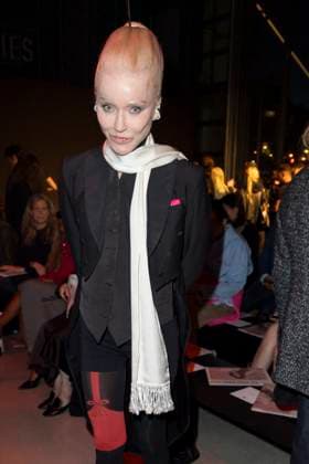Daphne Guinness - Front Raw of the Stella McCartney Fashion Show, Spring Summer 2026 Collection as part of Paris Fashion Week, France, September 30th, 2025 Olivier Borde Bestimage Front Row of the Stella McCartney Fashion Show, Spring Summer 2026 Collection as part of Paris Fashion Week, France, September 30th, 2025 Paris France  Copyright: xOLIVIERxBORDEx xBESTIMAGExOLIVIERxBORDEx xBESTIMAGEx