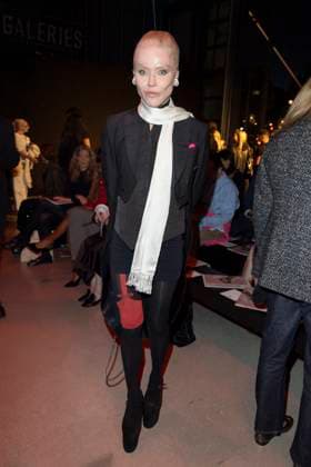 Daphne Guinness - Front Raw of the Stella McCartney Fashion Show, Spring Summer 2026 Collection as part of Paris Fashion Week, France, September 30th, 2025 Olivier Borde Bestimage Front Row of the Stella McCartney Fashion Show, Spring Summer 2026 Collection as part of Paris Fashion Week, France, September 30th, 2025 Paris France  Copyright: xOLIVIERxBORDEx xBESTIMAGExOLIVIERxBORDEx xBESTIMAGEx