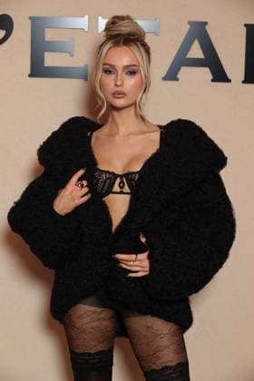 PFW - ETAM Photocall Romane Iannaccone attends the ETAM Womenswear Spring Summer 2026 show as part of Paris Fashion Week in Paris, France on September 25, 2025. Photo by Jerome Domine ABACAPRESS.COM France  Copyright: xDominexJerome ABACAx