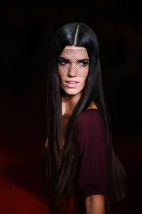 PFW Etam Runway A model walks the runway during the Etam Womenswear Spring Summer 2026 show as part of Paris Fashion Week in Paris, France on September 30, 2025. Photo by Aurore Marechal ABACAPRESS.COM Paris France  Copyright: xMarechalxAurore ABACAx