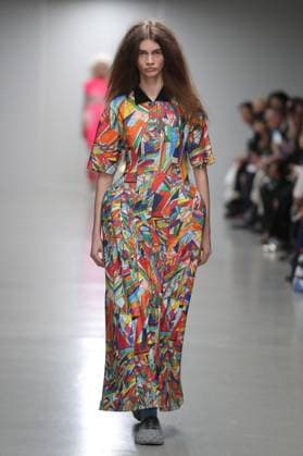 PFW - Anrealage Runway A model walks the runway during the Anrealage Womenswear Spring Summer 2026 show at Palais de Tokyo as part of Paris Fashion Week on September 30, 2025 in Paris, France. Photo by Alain-gil Gonzalze ABACAPRESS.COM Paris France  Copyright: xGonzalezxAlain-Gil ABACAx