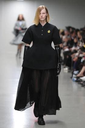 PFW - Anrealage Runway A model walks the runway during the Anrealage Womenswear Spring Summer 2026 show at Palais de Tokyo as part of Paris Fashion Week on September 30, 2025 in Paris, France. Photo by Alain-gil Gonzalze ABACAPRESS.COM Paris France  Copyright: xGonzalezxAlain-Gil ABACAx