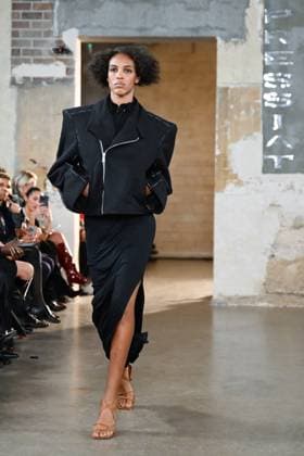 PFW - Pressiat Runway A model walks the runway during the Pressiat Womenswear Spring Summer 2026 show as part of Paris Fashion Week on September 30, 2025 in Paris, France. Photo by Jana Call me J ABACAPRESS.COM Paris Ile de France France  Copyright: xJanaxCallxmexJ ABACAx