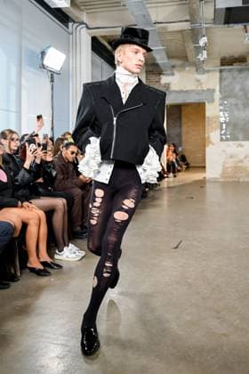 PFW - Pressiat Runway A model walks the runway during the Pressiat Womenswear Spring Summer 2026 show as part of Paris Fashion Week on September 30, 2025 in Paris, France. Photo by Jana Call me J ABACAPRESS.COM Paris Ile de France France  Copyright: xJanaxCallxmexJ ABACAx