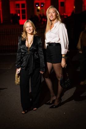 Guest Celebrities at ETAM J ETAM Collection fashion show, during Paris Fashion Week September 30th, 2025 Julien Sarkissian Bestimage Celebrities at ETAM J ETAM Collection fashion show, during Paris Fashion Week September 30th, 2025 Paris France  Copyright: xJulienxSarkissianx xBestimagexJulienxSarkissianx xBestimagex