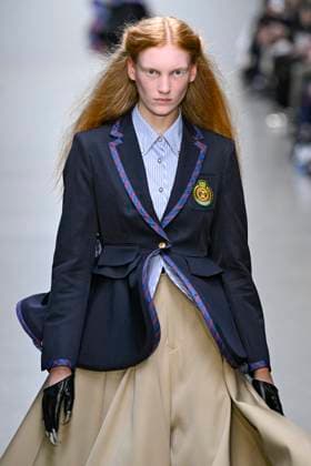 Défilé Anrealage Collection Femme Prêt à Porter Printemps Eté 2026 lors de la Fashion Week de Paris, le 30 septembre 2025 Anrealage Fashion Show Women Ready to Wear Spring Summer 2026 Collection , during Paris Fashion Week September 30th, 2025 Paris France  Copyright: xAgencex xBestimagexAgencex xBestimagex