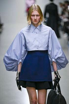 Défilé Anrealage Collection Femme Prêt à Porter Printemps Eté 2026 lors de la Fashion Week de Paris, le 30 septembre 2025 Anrealage Fashion Show Women Ready to Wear Spring Summer 2026 Collection , during Paris Fashion Week September 30th, 2025 Paris France  Copyright: xAgencex xBestimagexAgencex xBestimagex
