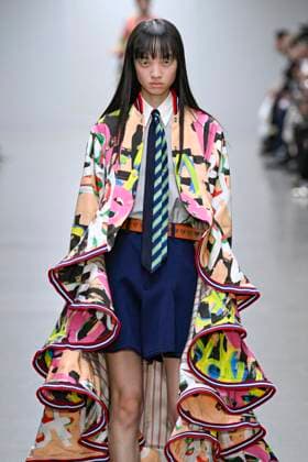 Défilé Anrealage Collection Femme Prêt à Porter Printemps Eté 2026 lors de la Fashion Week de Paris, le 30 septembre 2025 Anrealage Fashion Show Women Ready to Wear Spring Summer 2026 Collection , during Paris Fashion Week September 30th, 2025 Paris France  Copyright: xAgencex xBestimagexAgencex xBestimagex