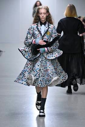 Défilé Anrealage Collection Femme Prêt à Porter Printemps Eté 2026 lors de la Fashion Week de Paris, le 30 septembre 2025 Anrealage Fashion Show Women Ready to Wear Spring Summer 2026 Collection , during Paris Fashion Week September 30th, 2025 Paris France  Copyright: xAgencex xBestimagexAgencex xBestimagex