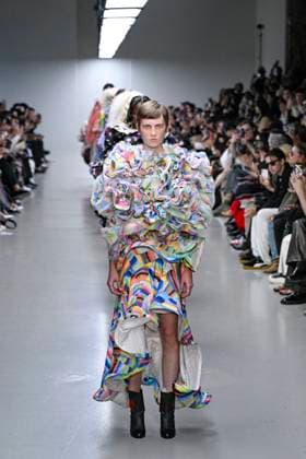 Défilé Anrealage Collection Femme Prêt à Porter Printemps Eté 2026 lors de la Fashion Week de Paris, le 30 septembre 2025 Anrealage Fashion Show Women Ready to Wear Spring Summer 2026 Collection , during Paris Fashion Week September 30th, 2025 Paris France  Copyright: xAgencex xBestimagexAgencex xBestimagex