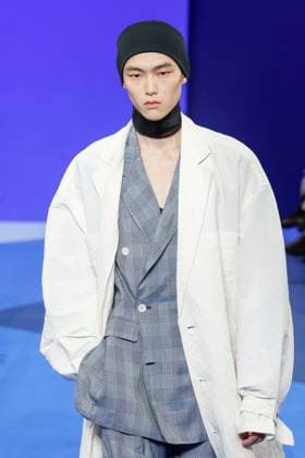 Lanvin Fashion Show Women Ready to Wear Spring Summer 2026 Collection during Paris Fashion Week September 30th, 2025 Lanvin Fashion Show Women Ready to Wear Spring Summer 2026 Collection , during Paris Fashion Week September 30th, 2025 Paris France  Copyright: xAgencex xBestimagexAgencex xBestimagex
