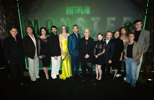 September 30, 2025, New York, Ny, United States: Hudson Oz, Tyler Jacob Moore, Robin Weigert, Joey Pollari, Vicky Krieps, Bela Bajaria, Charlie Hunnam, Ryan Murphy, Suzanna Son, Tom Hollander, Laurie Metcalf, Ian Brennan, Max Winkler and Charlie Hall attend the World Premiere of NETFLIX Monster: The Ed Gein Story . Held at The Plaza Hotel in New York. Dinara Khairova Zuma Presss. September 30, 2025. New York United States - ZUMAp281 20250930_zea_p281_049 Copyright: xPhotoxImagexPressx