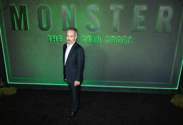 September 30, 2025, New York, Ny, United States: Tom Hollander attends the World Premiere of NETFLIX Monster: The Ed Gein Story . Held at The Plaza Hotel in New York. Dinara Khairova Zuma Presss. September 30, 2025. New York United States - ZUMAp281 20250930_zea_p281_059 Copyright: xPhotoxImagexPressx