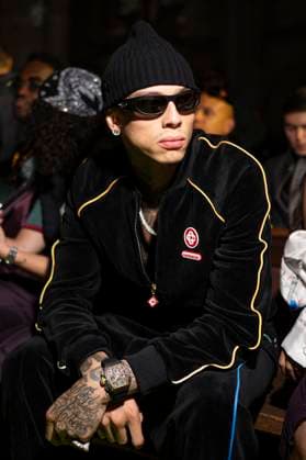 British rapper Central Cee Oakley Neil Caesar Su at Front Row Casablanca Womenswear Collection Spring Summer 2026 show as part of Paris Fashion Week PFW , 23 avenue georges V, Paris, France, October 01, 2025 Pierre Perusseau Bestimage Front Row Casablanca Womenswear Spring Summer 2026 show as part of Paris Fashion Week on October 01, 2025 in Paris France Paris France  Copyright: xTizianoxDaxSilvax-xPierrexPerusseaux xBestimagexTizianoxDaxSilvax-xPierrexPerusseaux xBestimagex