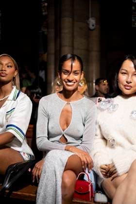 Narah Baptista au Front Row au défilé Casablanca Collection Femme Prêt à Porter Printemps Eté 2026 lors de la Fashion Week de Paris PFW , au 23 avenue georges V, à Paris, France, le 1er octobre 2025 Pierre Perusseau Bestimage Front Row Casablanca Womenswear Spring Summer 2026 show as part of Paris Fashion Week on October 01, 2025 in Paris, France Paris France  Copyright: xTizianoxDaxSilvax-xPierrexPerusseaux xBestimagexTizianoxDaxSilvax-xPierrexPerusseaux xBestimagex