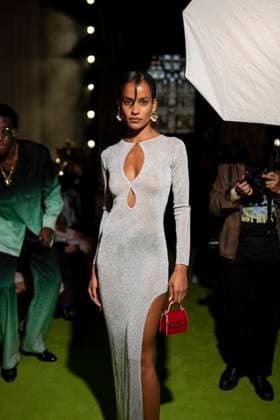 Narah Baptista au Front Row au défilé Casablanca Collection Femme Prêt à Porter Printemps Eté 2026 lors de la Fashion Week de Paris PFW , au 23 avenue georges V, à Paris, France, le 1er octobre 2025 Pierre Perusseau Bestimage Front Row Casablanca Womenswear Spring Summer 2026 show as part of Paris Fashion Week on October 01, 2025 in Paris, France Paris France  Copyright: xTizianoxDaxSilvax-xPierrexPerusseaux xBestimagexTizianoxDaxSilvax-xPierrexPerusseaux xBestimagex