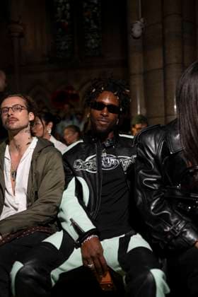 American rapper Saint Jhn Carlos St John Philipps at Front Row at Casablanca Womenswear Collection Prêt à Porter Spring Summer 2026 show as part of Paris Fashion Week PFW , 23 avenue georges V, Paris, France, October 01, 2025 Pierre Perusseau Bestimage Front Row Casablanca Womenswear Spring Summer 2026 show as part of Paris Fashion Week on October 01, 2025 in Paris, France Paris France  Copyright: xTizianoxDaxSilvax-xPierrexPerusseaux xBestimagexTizianoxDaxSilvax-xPierrexPerusseaux xBestimagex