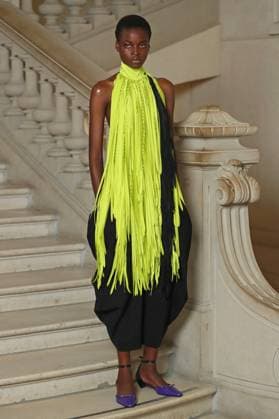 PFW - Maitrepierre Runway A model during the Maitrepierre Womenswear Spring Summer 2026 show at Palais de Tokyo as part of Paris Fashion Week on October 1, 2025 in Paris, France. Photo by Alain-gil Gonzalze ABACAPRESS.COM Paris France  Copyright: xGonzalezxAlain-Gil ABACAx