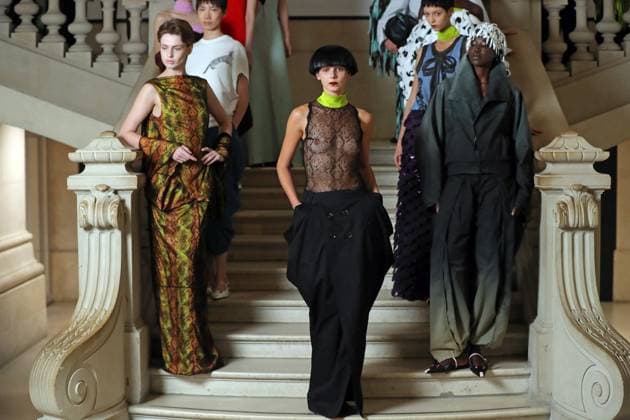 PFW - Maitrepierre Runway A model during the Maitrepierre Womenswear Spring Summer 2026 show at Palais de Tokyo as part of Paris Fashion Week on October 1, 2025 in Paris, France. Photo by Alain-gil Gonzalze ABACAPRESS.COM Paris France  Copyright: xGonzalezxAlain-Gil ABACAx