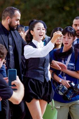 Jisoo Blackpink at the arrivals of the Christian Dior Womenswear Collection Prêt à Porter Spring Summer 2026 show as part of Paris Fashion Week PFW , in the Jardin des Tuileries, in Paris, France, October 01, 2025 Bertrand Exertier Bestimage Arrivals Christian Dior Womenswear Spring Summer 2026 show as part of Paris Fashion Week on October 01, 2025 in Paris, France Paris France  Copyright: xBertrandxExertierx xBestimagexBertrandxExertierx xBestimagex