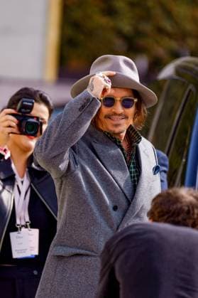 Johnny Depp at the arrivals of the Christian Dior Womenswear Collection Prêt à Porter Spring Summer 2026 show as part of Paris Fashion Week PFW , in the Jardin des Tuileries, in Paris, France, October 01, 2025 Bertrand Exertier Bestimage Arrivals Christian Dior Womenswear Spring Summer 2026 show as part of Paris Fashion Week on October 01, 2025 in Paris, France Paris France  Copyright: xBertrandxExertierx xBestimagexBertrandxExertierx xBestimagex