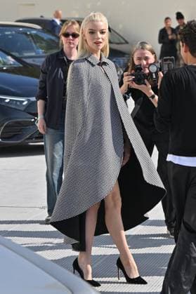 PFW Dior Outside Arrivals Anya Taylor Joy arriving at Dior Show during Paris Fashion Week in Paris, France on October 1, 2025. Photo by Julien Reynaud APS-Medias ABACAPRESS.COM Paris France  Copyright: xReynaudxJulien APS-Medias ABACAx