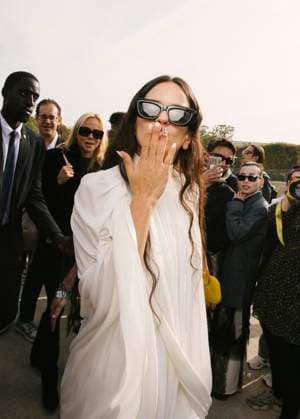 Rosalia at the arrivals of the Christian Dior Collection Femme Prêt à Porter Printemps Eté 2026 show as part of Paris Fashion Week PFW , in the Jardin des Tuileries, in Paris, France, October 01, 2025 Delpech Guignebourg Bestimage Arrivals Christian Dior Womenswear Spring Summer 2026 show as part of Paris Fashion Week on October 01, 2025 in Paris, France Paris France  Copyright: xDelpech-Guignebourg BestimagexDelpech-Guignebourg Bestimagex