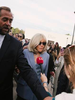 First Lady Brigitte Macron at the arrivals of the Christian Dior Womenswear Collection Prêt à Porter Spring Summer 2026 show as part of Paris Fashion Week PFW , in the Jardin des Tuileries, in Paris, France, October 01, 2025 Delpech Guignebourg Bestimage Arrivals Christian Dior Womenswear Spring Summer 2026 show as part of Paris Fashion Week on October 01, 2025 in Paris, France Paris France  Copyright: xDelpech-Guignebourg BestimagexDelpech-Guignebourg Bestimagex