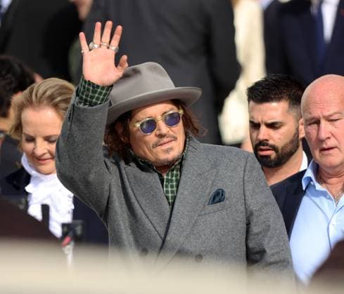 Johnny Depp attends the Christian Dior show Johnny Depp attends the Christian Dior Womenswear Spring Summer 2026 show as part of Paris Fashion Week on October 01, 2025 in Paris, France.  Copyright: xDidierxFereyx