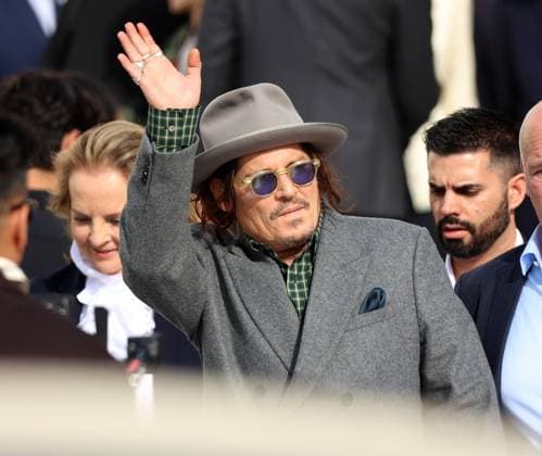 Johnny Depp attends the Christian Dior show Johnny Depp attends the Christian Dior Womenswear Spring Summer 2026 show as part of Paris Fashion Week on October 01, 2025 in Paris, France.  Copyright: xDidierxFereyx