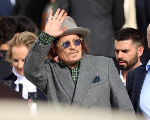 Johnny Depp attends the Christian Dior show Johnny Depp attends the Christian Dior Womenswear Spring Summer 2026 show as part of Paris Fashion Week on October 01, 2025 in Paris, France.  Copyright: xDidierxFereyx